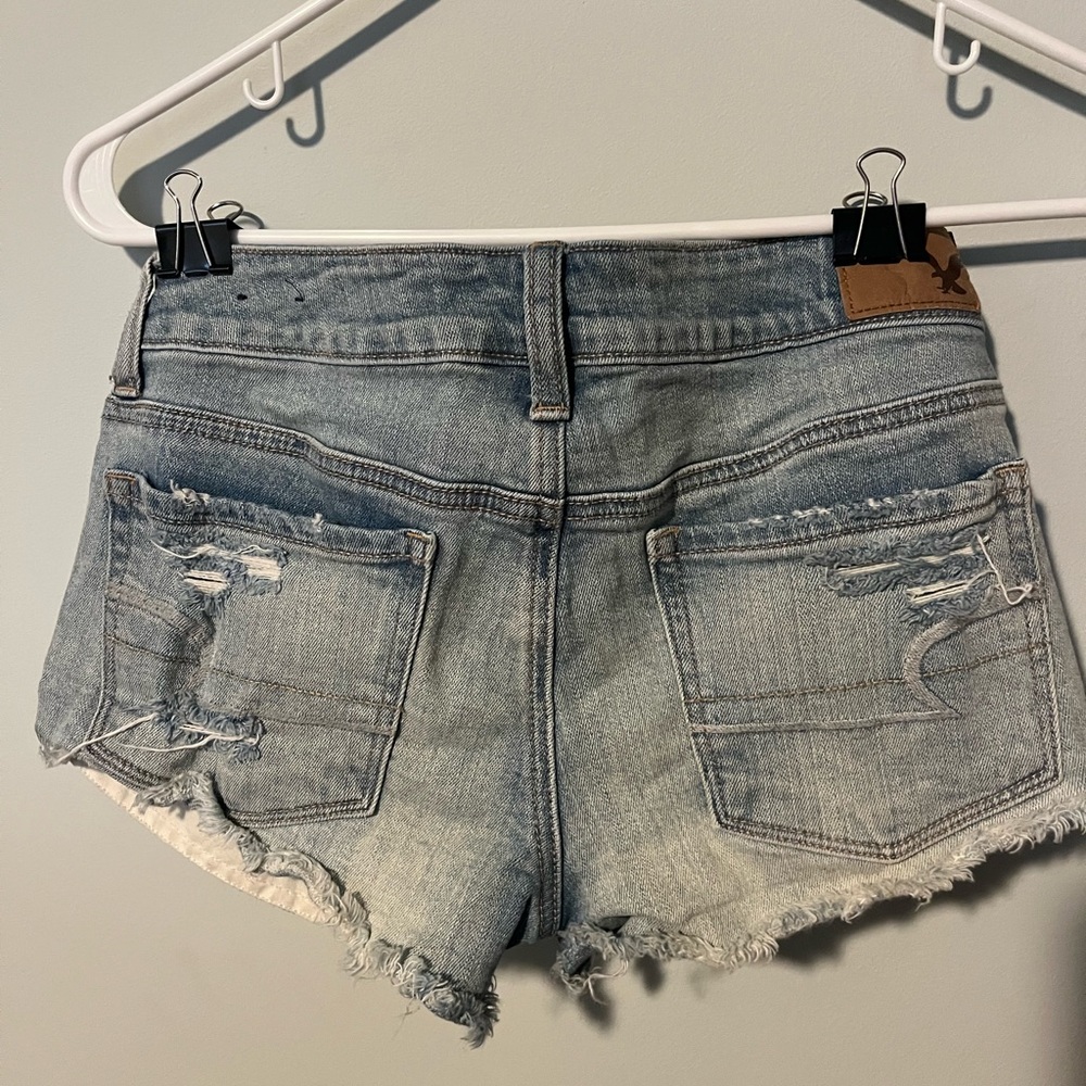 Shorts - Picture 3 of 4